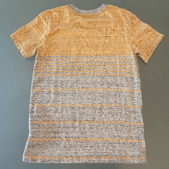 Cat and Jack Boys T-shirt - Picture 2 of 5